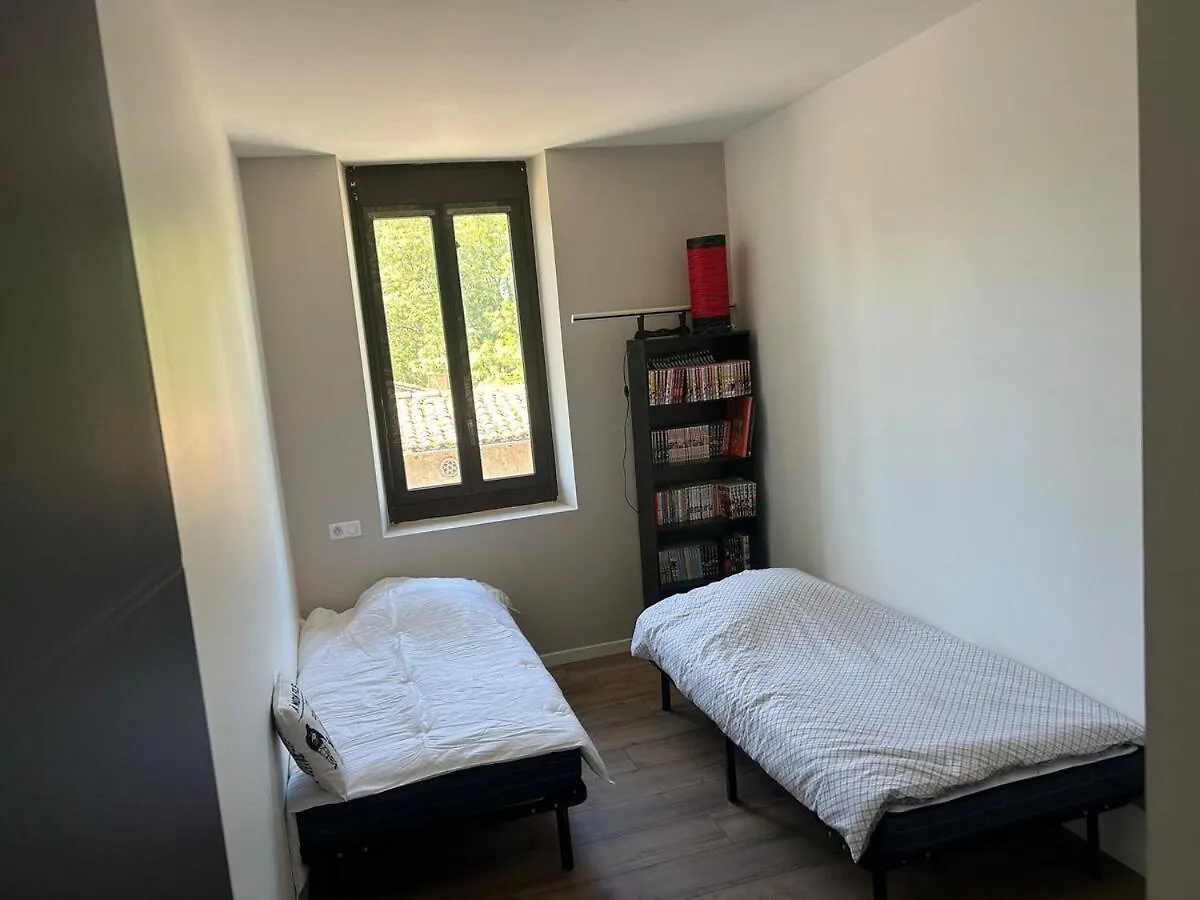 モンテギュー・シュル・サーヴ Beautiful Equipped Semi-Detached Houseヴィラ 0*,